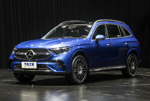 Коврики текстильные для Mercedes-Benz GLC II (suv / X254 (260L)) 2023 - Н.В.