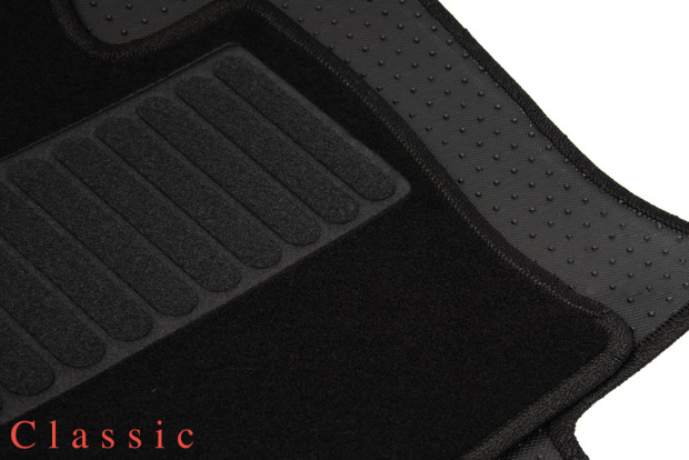 Коврики текстильные "Классик" для Ford Focus I (хэтчбек 5 дв) 2001 - 2005, черные, 4шт.
